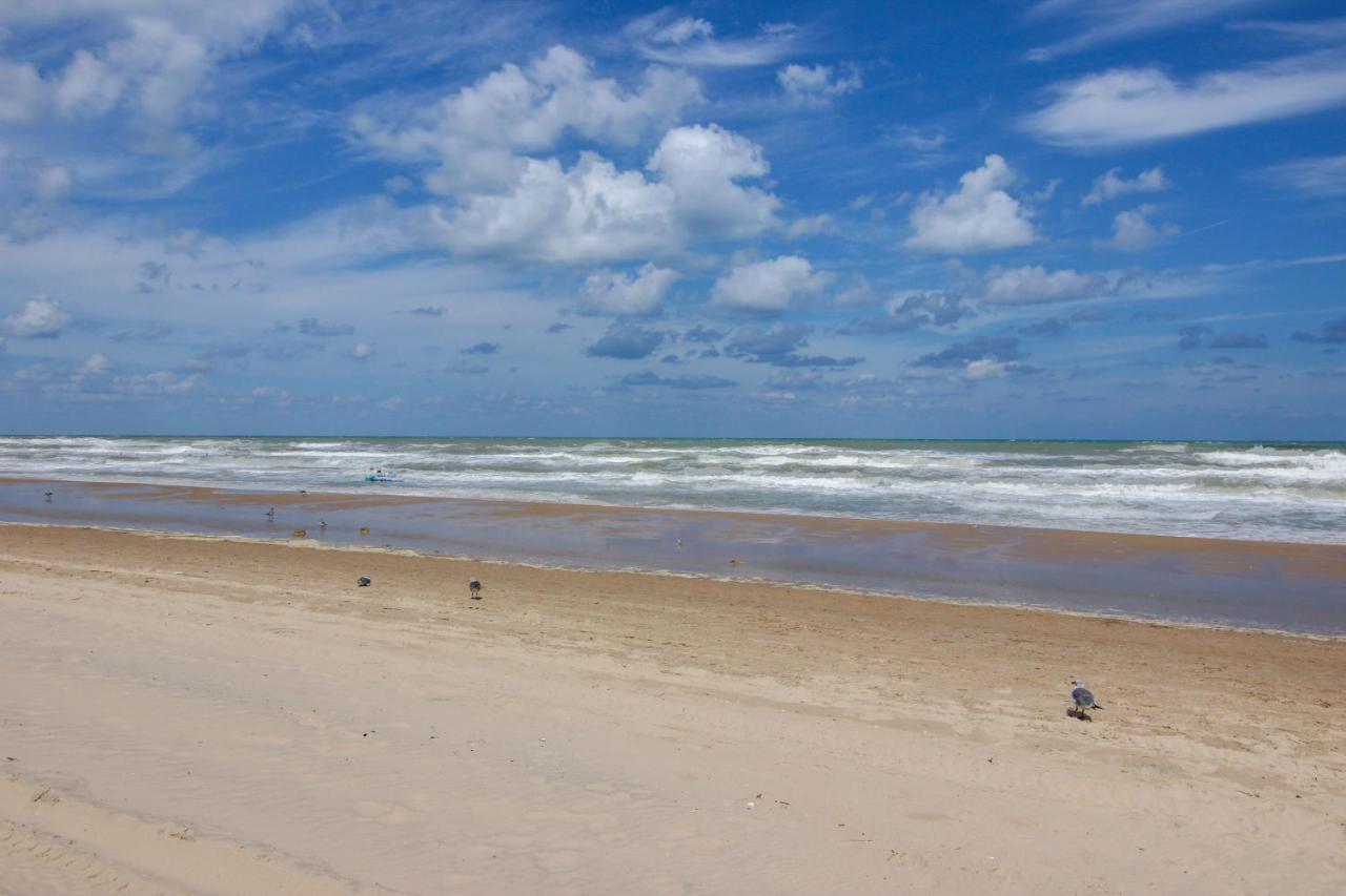Las Marinas Condominiums South Padre Island Buitenkant foto
